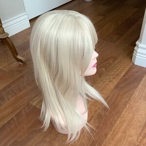 NEW Beautiful Light Blonde Topper - clip in